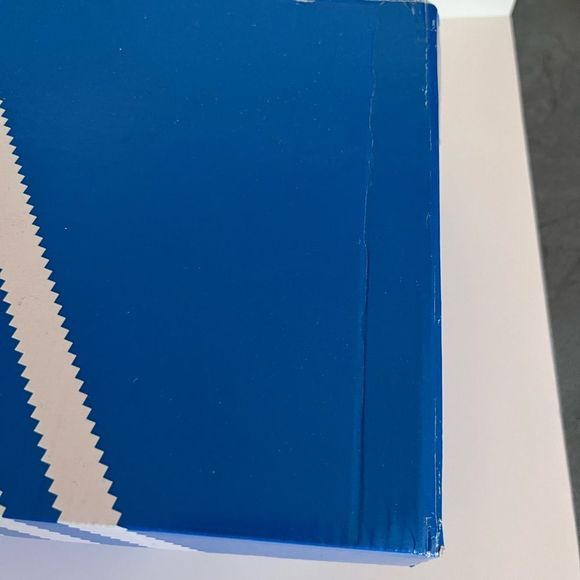 Rare womens sz 10 wide adidas Stan smith sneakers.  Never worn ever   - Picture 12 of 14